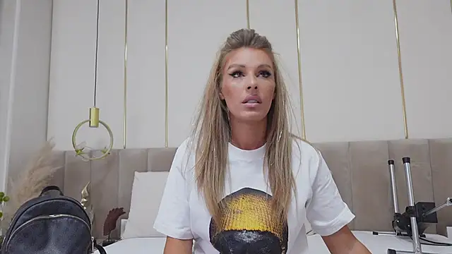 HaileyRoses webcam