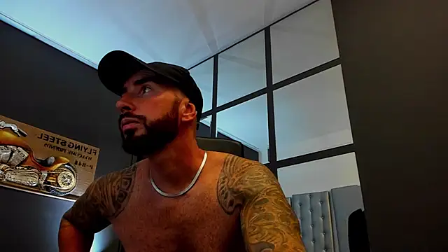 AronGrant webcam