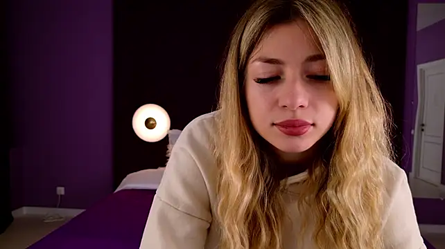 HelenaMorgan webcam