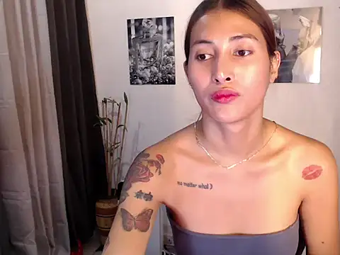 queen_alicemore webcam