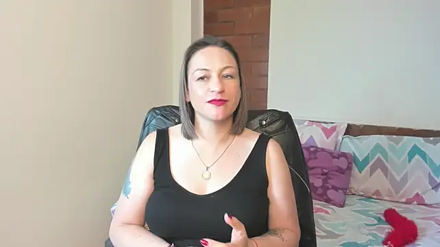 CharlotMilf_ webcam