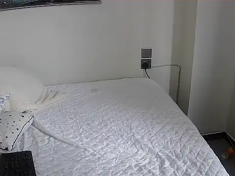 sweetsin12 webcam