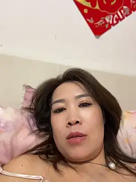xiaoyizi188 webcam