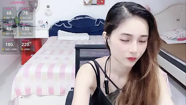 miaomiao-99 webcam