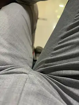 Mumbai_Stripper webcam