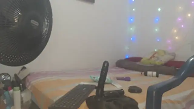sharlot003 webcam