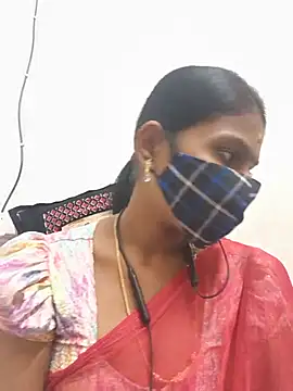 Tamil_Yalini12 live cam on StripChat