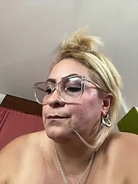 x_elena_x webcam