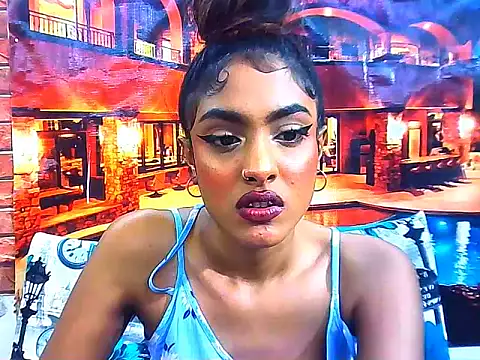 IndianPretty14u2Luv webcam