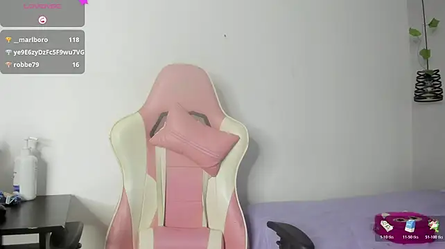 Jessica_Dove webcam