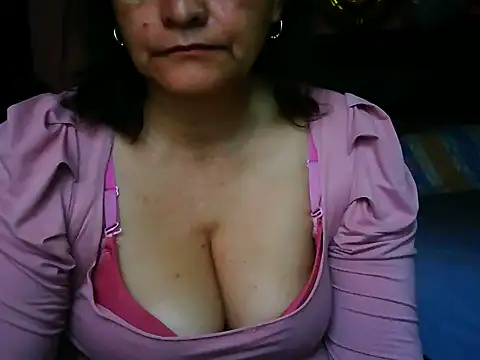 BiancaSteel webcam
