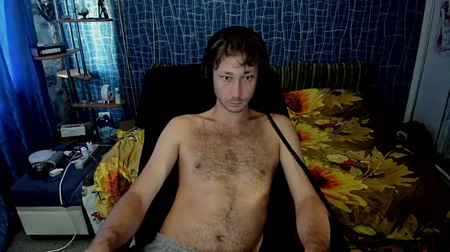 CuteBoy228 webcam