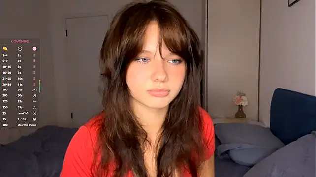 EmilyMercurial webcam