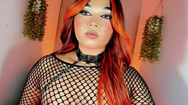 misstreslatin webcam