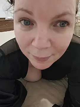 aussiecougar (F mature) - Sexual Excitement Builds Up 10Mins Nude