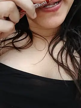 almas__ webcam