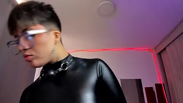 Rebeka-baker webcam