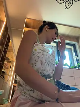 zoeylarkens live cam on StripChat