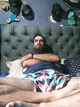 hairy_mannn webcam