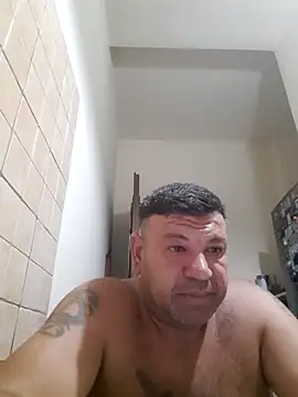 Biglove83 webcam