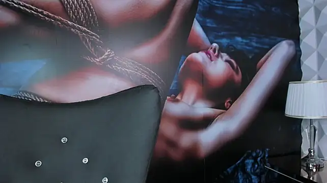 miss_danika webcam