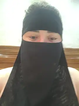 Bisan_sexy live cam on StripChat