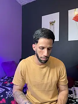 Karim_mansur webcam