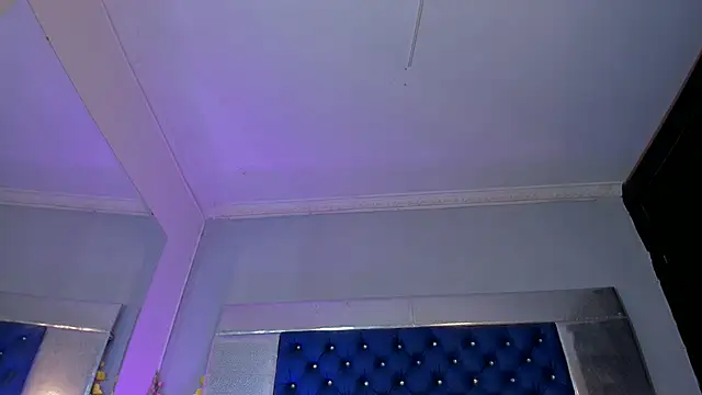 Ciara_HotTs live cam on StripChat