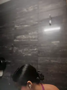 Risky_Workouts webcam