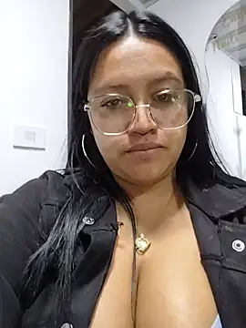 Mia_Risky-1 live sex cam