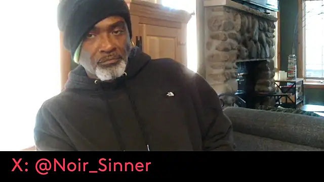 sinnernoir (M mature) - stroke on cam/ cum after NEXT goal