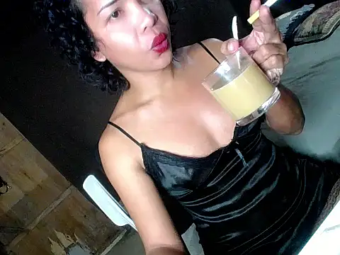 Precious_ThickDick_cummer webcam