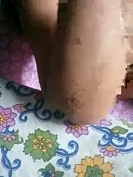 Tg_Pujaxccc webcam