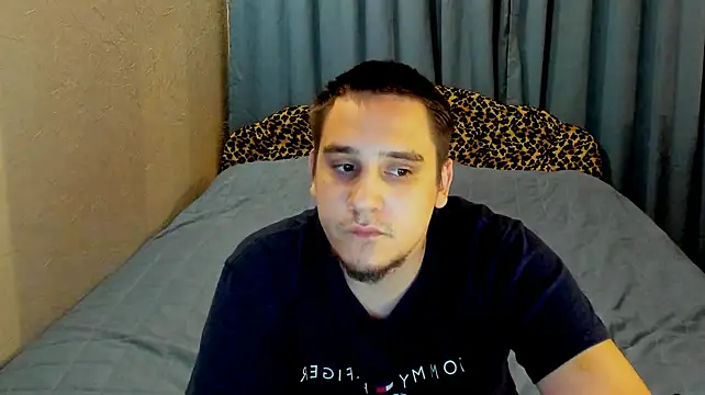 Bear_Beer130 webcam