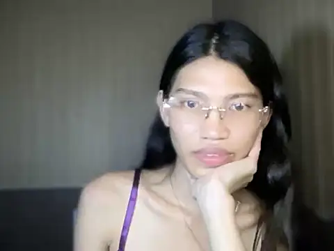 Yourgoddess_jayve webcam