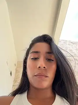 SaryJonex webcam