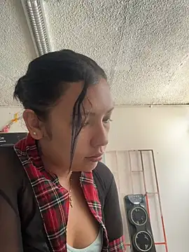 sarita_hos webcam