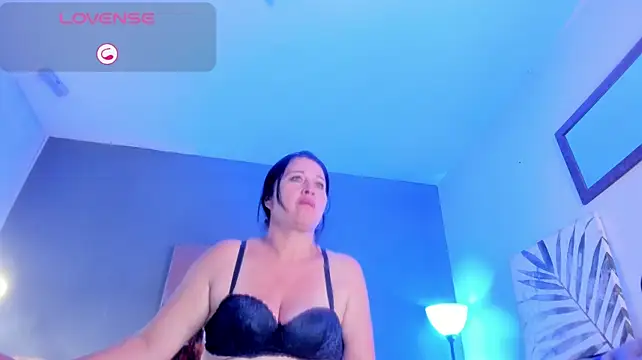 LADY_HELLEN webcam