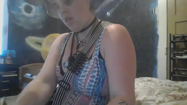 TWiSTYTheTwizted live cam on StripChat