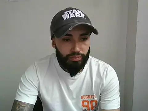 transgenderboy live cam on StripChat
