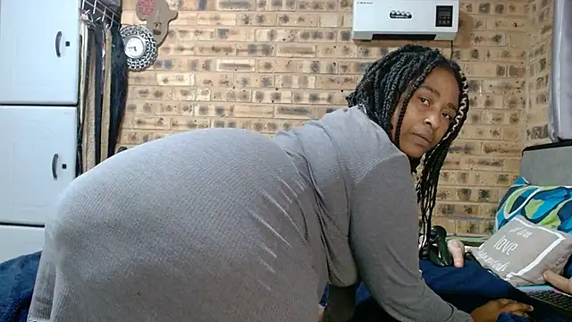 AFRICANBOOTYLICIOUS live cam on StripChat