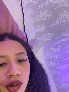 jadee8 webcam