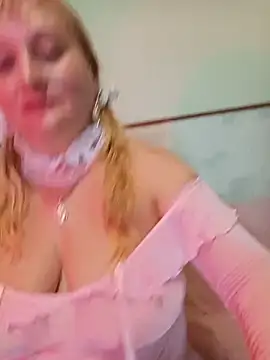 XHelenaX90 webcam