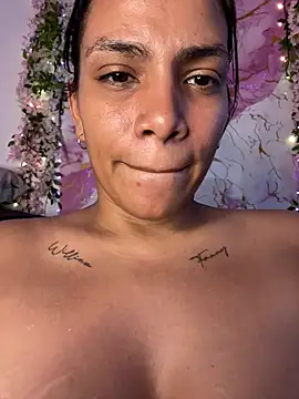 ArielleMillerr- webcam