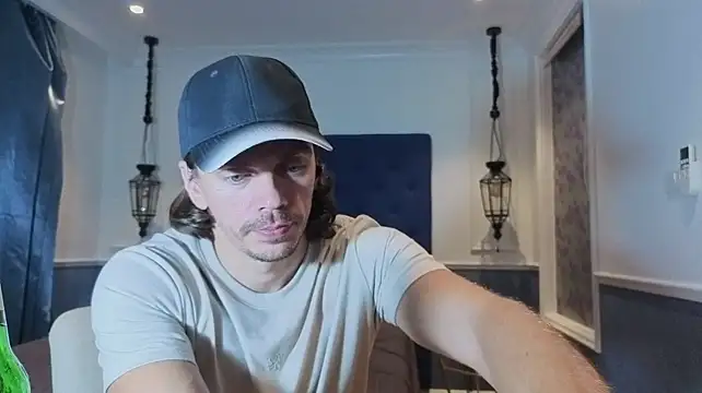 Marrymeplz webcam