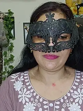 BhabhiPooja69 webcam