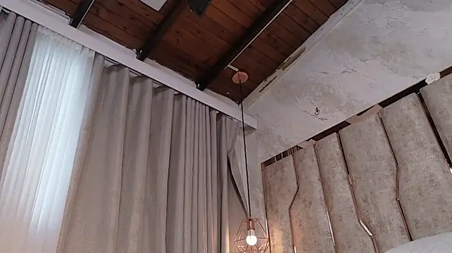 marcela_rojas webcam