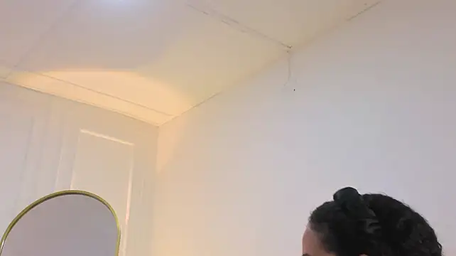 charlotte_dante212 webcam