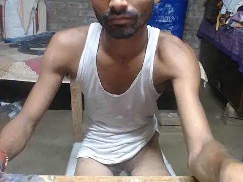 HotAarya webcam