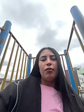 Mavi_pink webcam